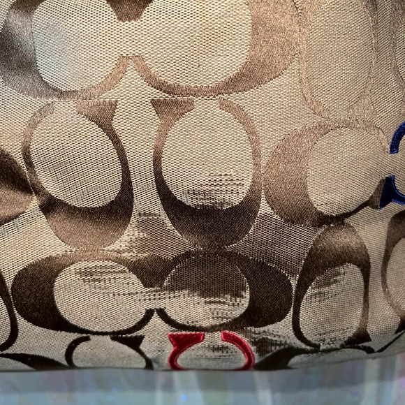 Coach purse with dust bag - Picture 3 of 5